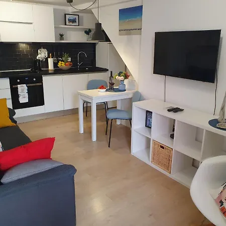 Korado Studio Apartment Vrsar Exterior photo